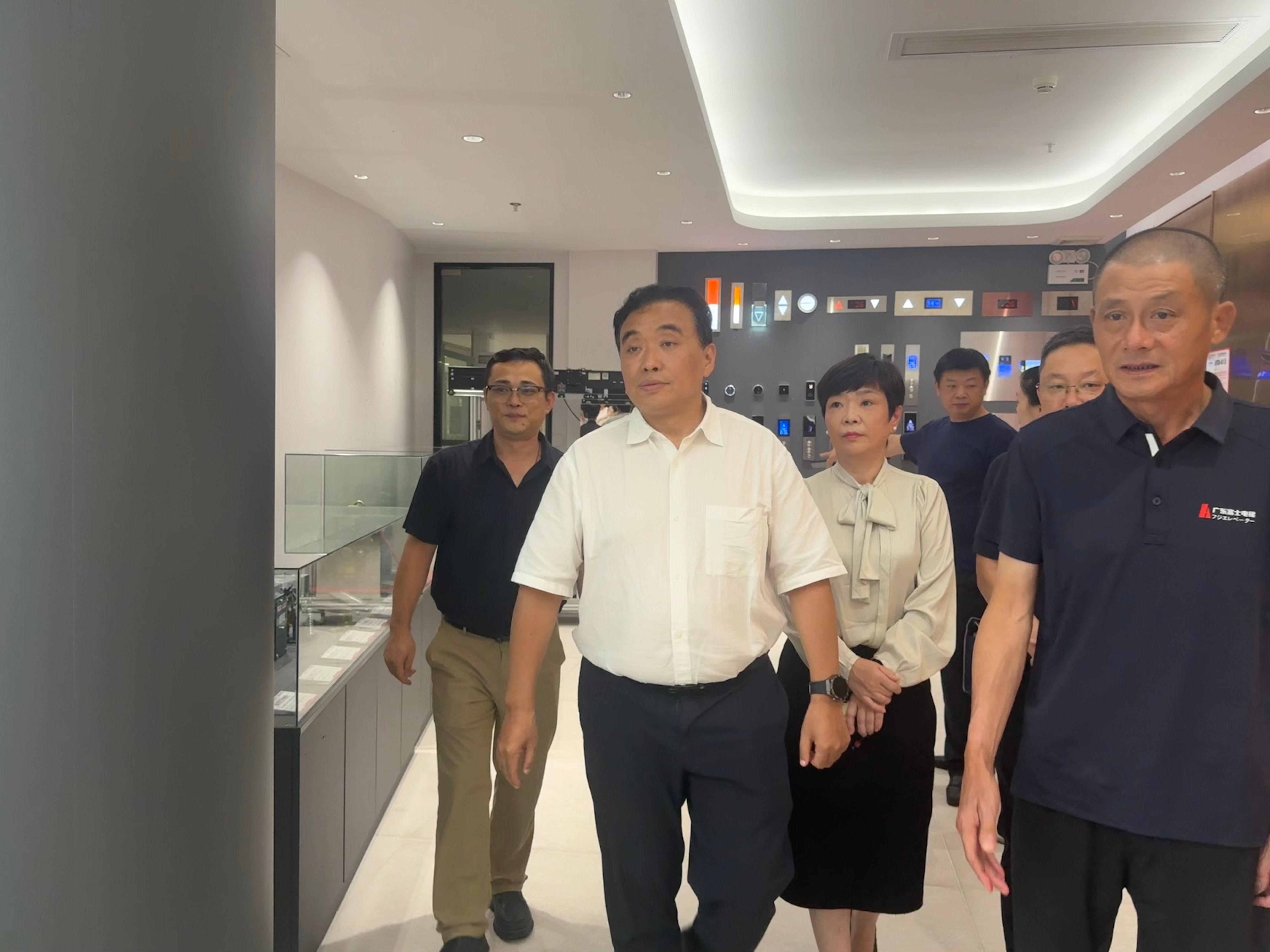 湘粤相依 侨联赋能｜湖南省、市侨联领导莅临华体会集团_华体会（中国）
视察指导！